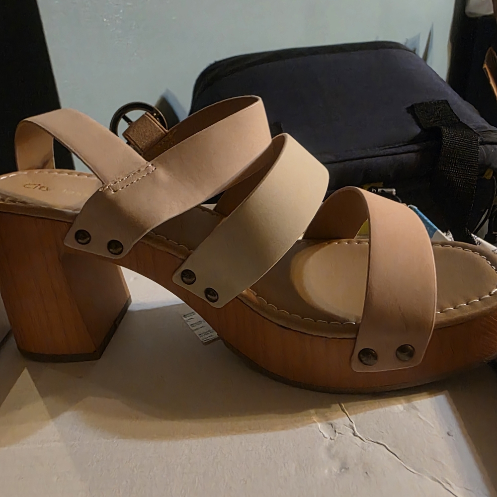 Cityclassified Women's Beige Platform Sandals